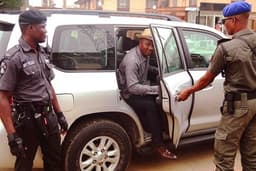 FG moves to stop use of security operatives by VIPs