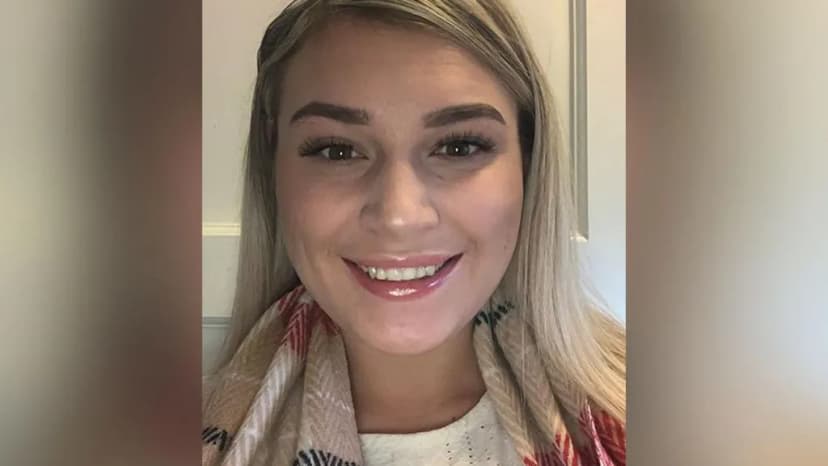 Probation officer hid relationship with prisoner