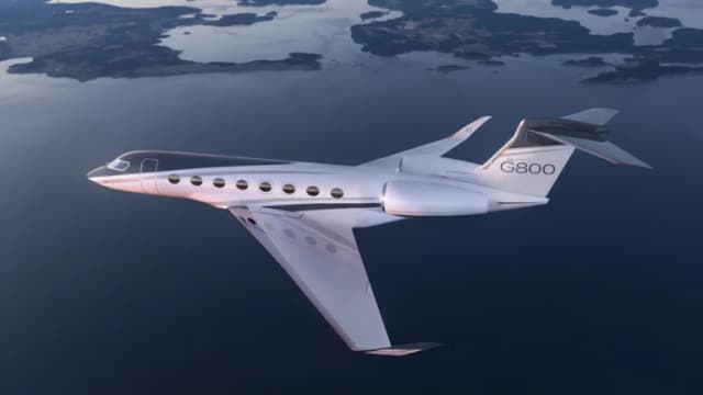 Gulfstream Delivers First Longest Range Business Jet in the World