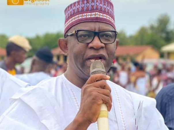 Over 10,465 Kogi students apply for Sen. Karimi’s bursary award