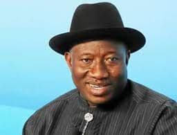 2027: Jonathan in dilemma, associates split