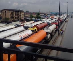 Dangote: Petroleum marketers join forces with NUPENG, issue strike notice