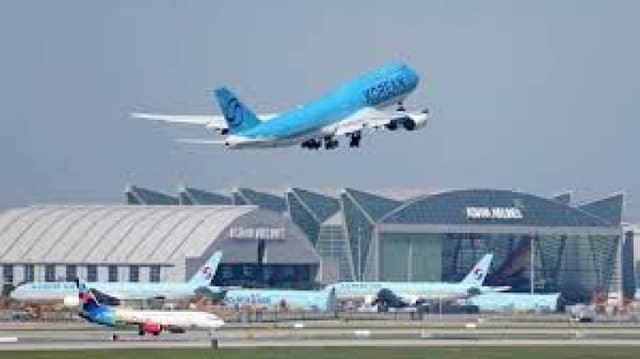 Flight repatriating South Koreans detained by US immigration authorities to depart Atlanta Thursday afternoon, source says
