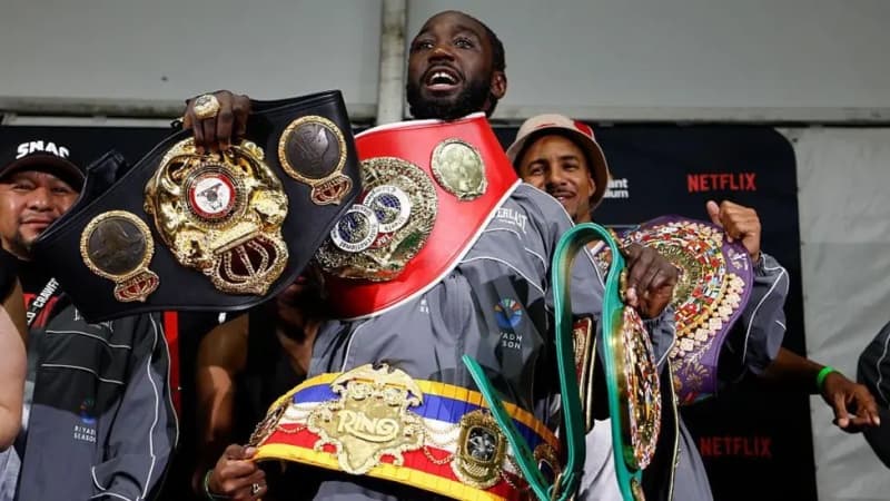 'Crawford conquers Canelo to become the face of boxing'