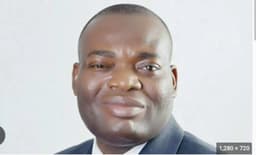 Anambra senator laments deplorable state of Onitsha roads, urges the FG’s urgent intervention