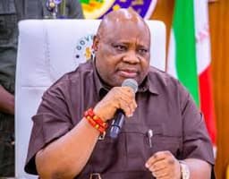 Adeleke commiserates with flood victims, directs commissioner to undertake on-the-spot assessment 