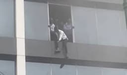 Firefighters rescue 9 from burning 6-storey building in Lagos