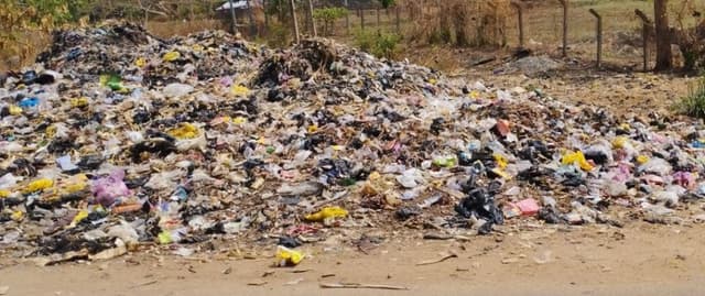 Abuja waste contractors threaten strike over nine-month unpaid wages