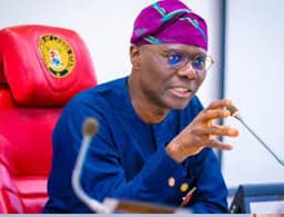 Lagos Govt issues compulsory directive on reflective jackets for night courier riders