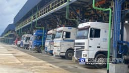Dangote’s 4,000 trucks not enough for nationwide petrol supply — Marketers
