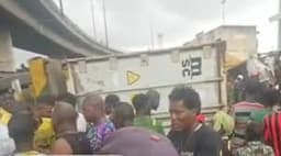 Container crushes police officer, one other in Lagos