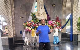 Trader drags ex-apprentice to Catholic grotto over settlement dispute