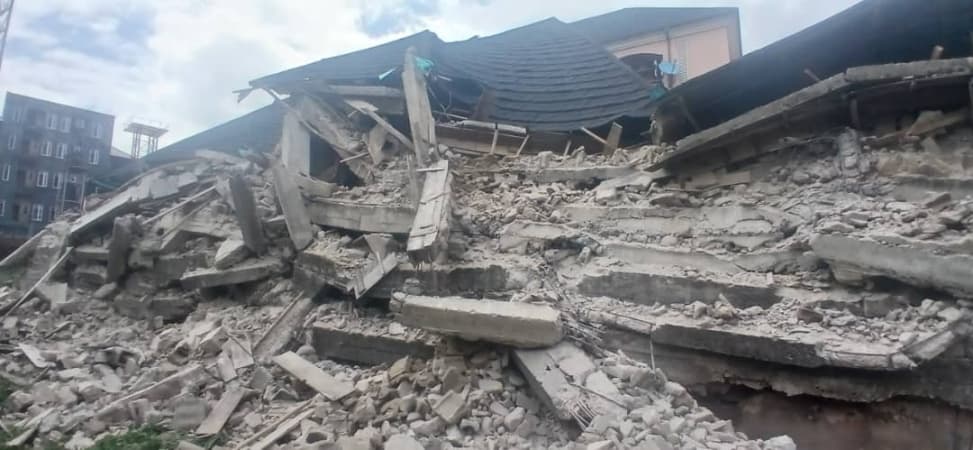 Many feared trapped as three-storey building collapses in Anambra