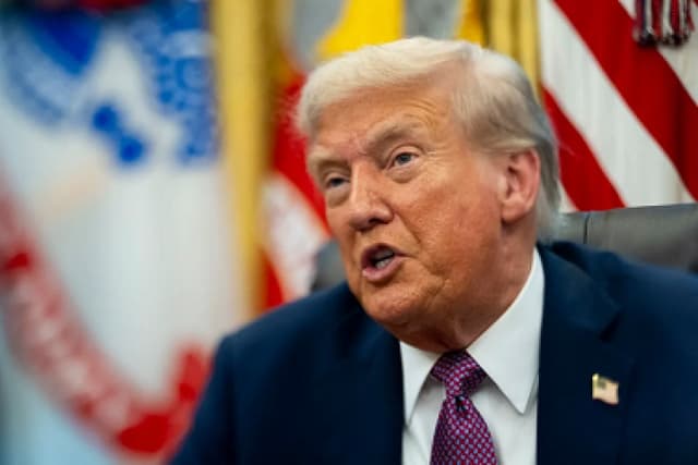 Trump asks Supreme Court to decide whether he can end birthright citizenship