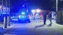 3 killed, 8 injured as gunman opens fire on crowd at US bar
