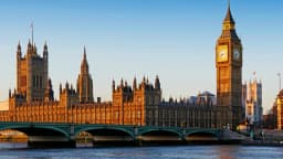 Public banned from Commons chamber after hidden phone found