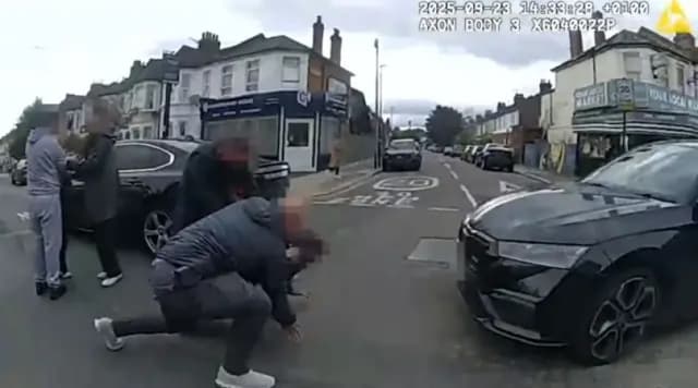 One iPhone led police to gang suspected of sending up to 40,000 stolen UK phones to China