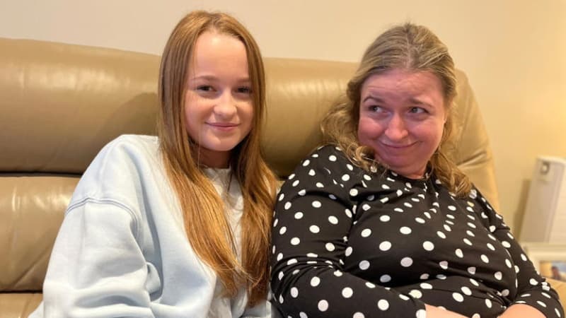 Daughter helps mum walk again after brain injury during birth