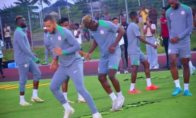 Osimhen, Lookman lead 21-man Super Eagles squad for must-win World Cup Qualifier against Lesotho