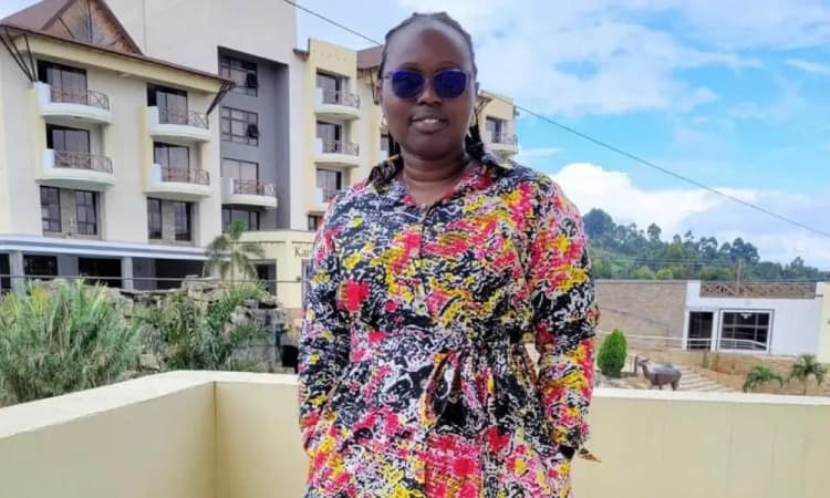 Woman dies mid-air on flight back to USA after visiting family