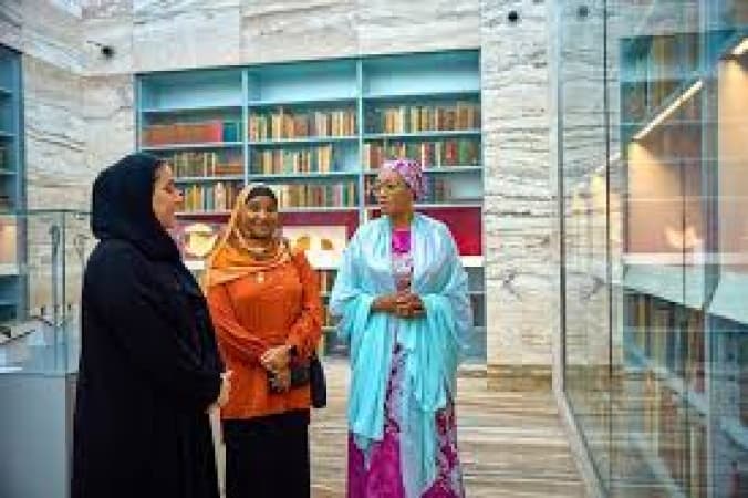 Remi Tinubu tours Qatar National Library after raising N20bn for the one in Nigeria