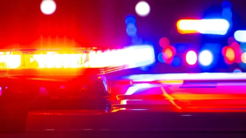BREAKING: 4 declared dead, 20 injured as gunmen open fire at crowded US bar