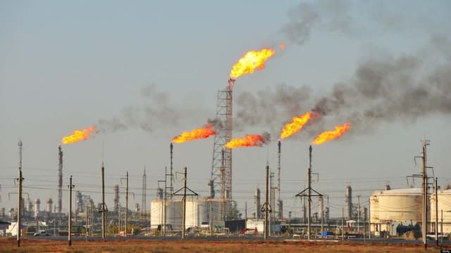 Germany, EU unveil initiative to tackle gas flaring in Nigeria
