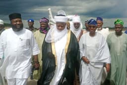 Uzodinma, Sanwo-Olu advocate constitutional roles as 10 governors attend traditional rulers’ meeting