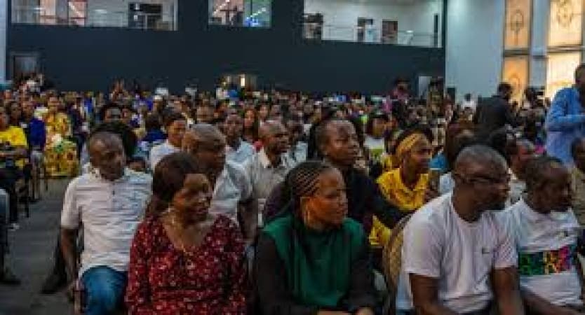 Gov Okpebholo gives employment letters to 5,000 teachers