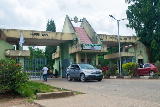 Aiyedatiwa breaks 12-year jinx of no convocation of Owo Poly