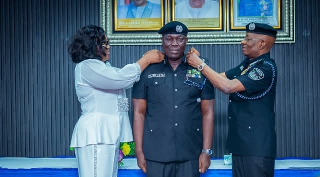 IGP decorates one DIG, four AIGs, 11 CPs with new ranks