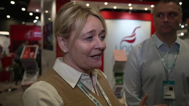 Call for Miliband to go as second oil refinery loses jobs
