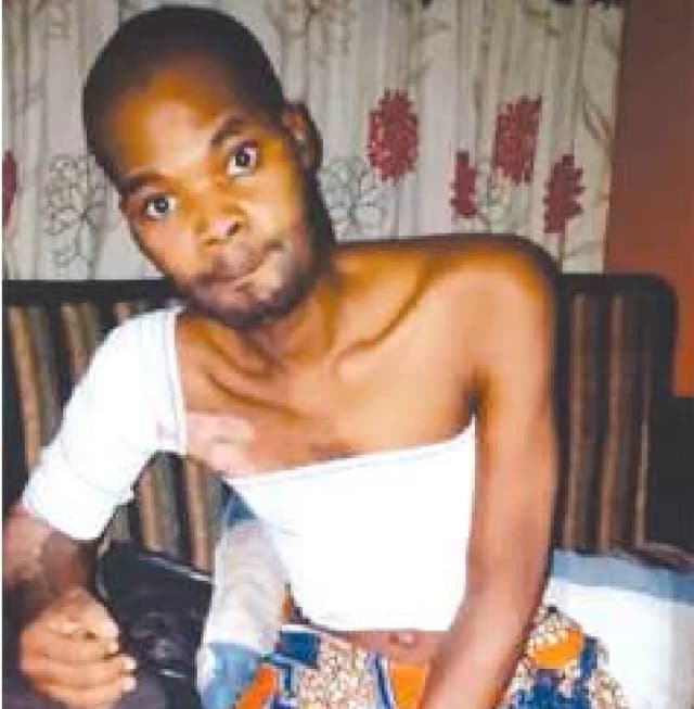 Man suffers broken jaw, hand, leg in electrocution accident while fixing billboard in Lagos 
