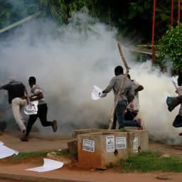 BREAKING: Chaos, security siege in Abuja over #FreeNnamdiKanu Protest