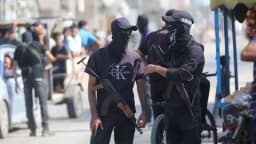 Clashes erupt between Hamas forces and armed clan members in Gaza City