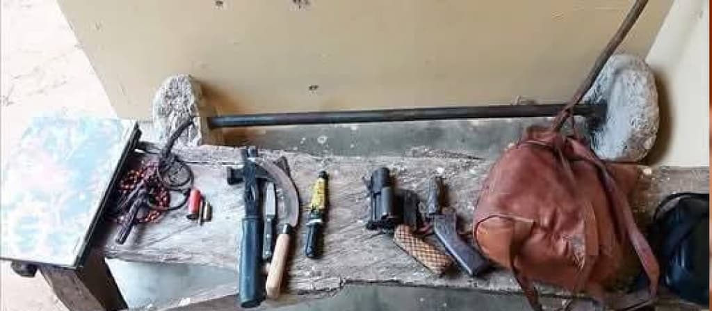 Troops arrest seven suspected cultists, recover weapons in Makurdi raid