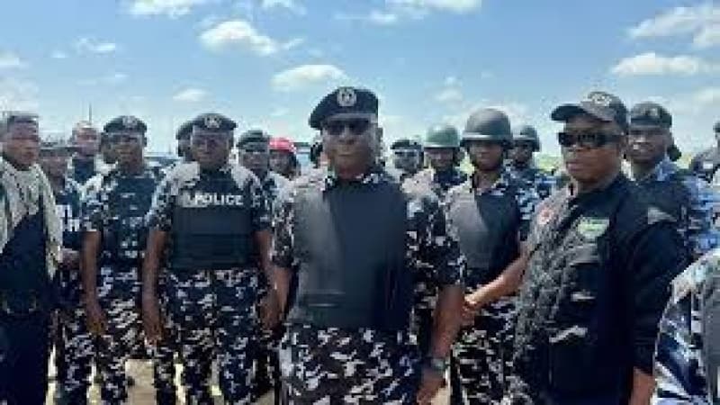 FCT police arrest 59 suspects in raid, investigate suicide in Lugbe