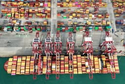 Big business sits out the Supreme Court fight over Donald Trump’s tariffs