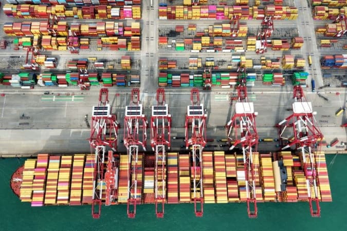 Big business sits out the Supreme Court fight over Donald Trump?s tariffs