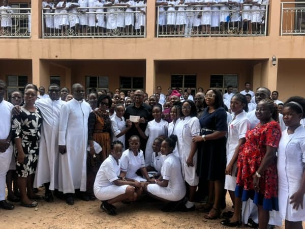 Obi visits Oji River Hospital, donates N10m to School of Nursing