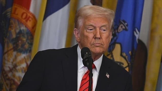 Trump calls Supreme Court tariff case 'life or death' for US