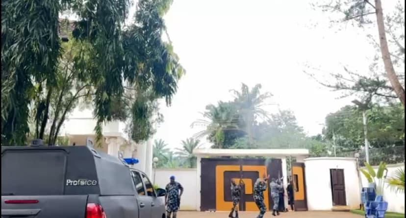 Guns boom as security operatives fire gunshots to celebrate Soludo?s victory