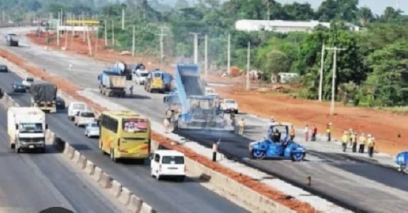 Gridlock: CCECC commences remedial work on Effurun?Sapele road
