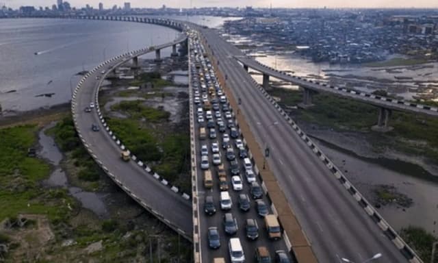 Lagos announces 8-month traffic diversion on Lekki-Ajah corridor