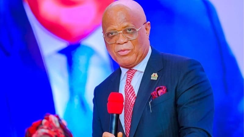 Akwa Ibom gov threatens to demolish homes harbouring criminals