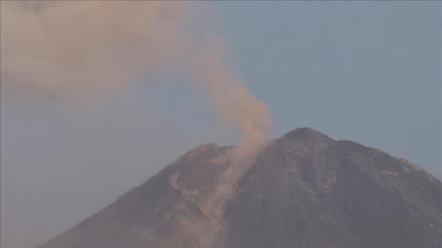 Nearly 1,000 residents evacuated, 178 climbers rescued after eruption of Indonesia's Semeru volcano