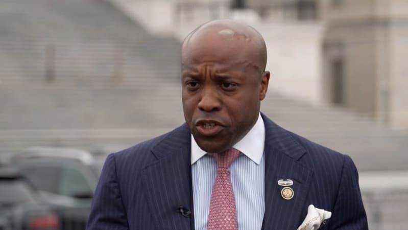 Defiant GOP congressman rejects push by party bosses to drop out of Texas primary, scrambling race for Senate majority