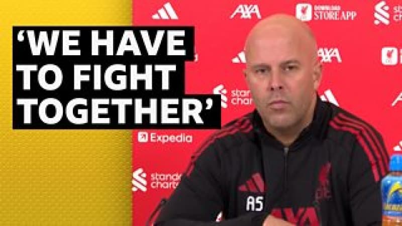 Slot having 'same conversations' at club despite form