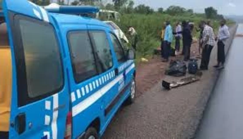 Six mourners returning from burial die in Anambra auto crash