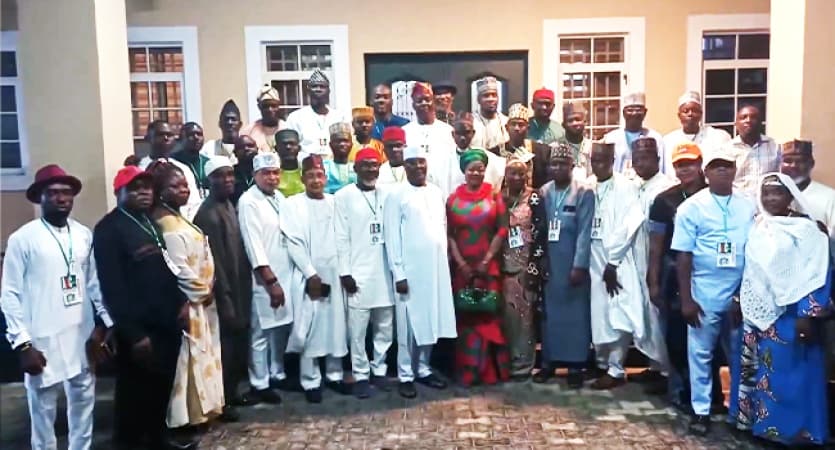 Atiku meets ADC state Chairmen, says ‘no time to waste’